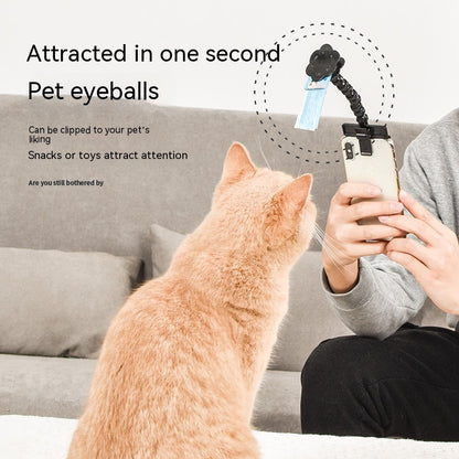 The Pawfect Pet Selfie Clip – Get Their Attention, Nail the Shot!
